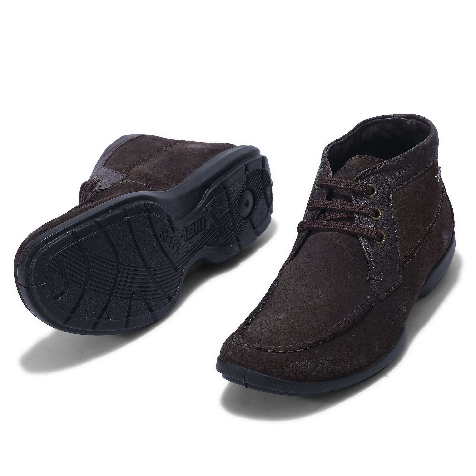 Woodland panelled 2024 chukka boots