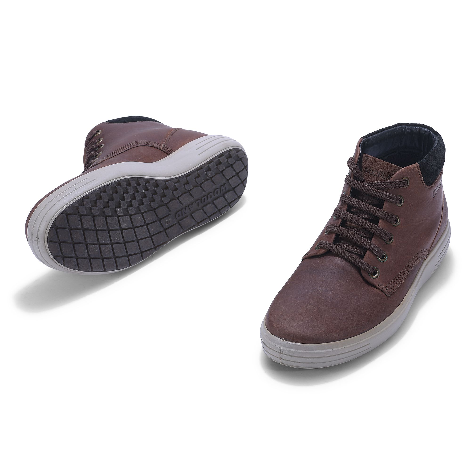 Woodland store casual sneakers