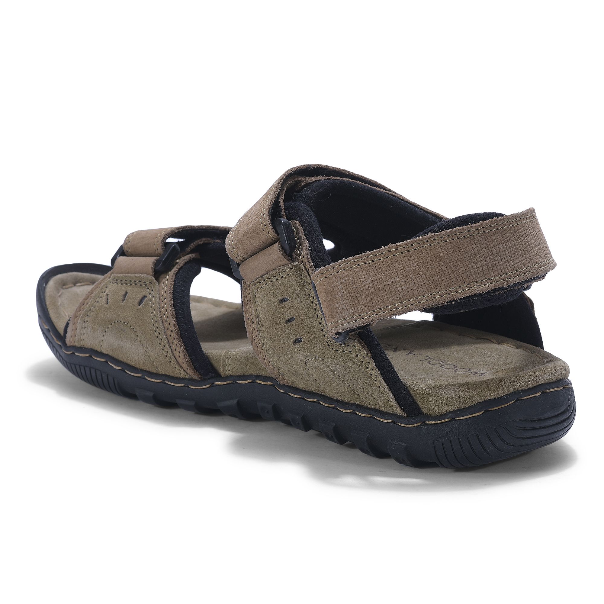 Woodland sandals best sale showroom price