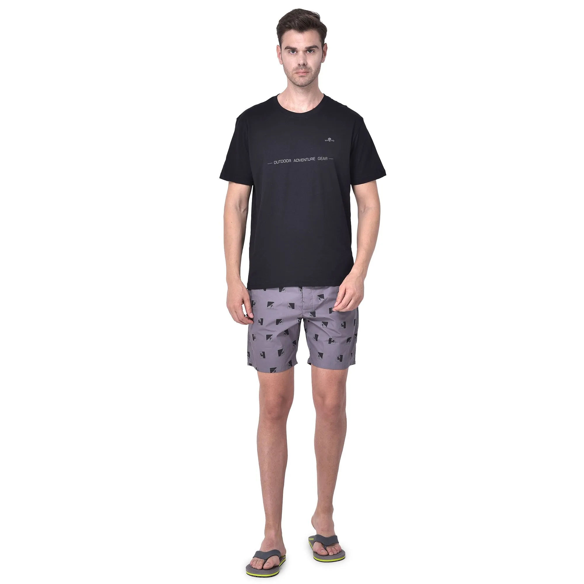 black-t-shirt-for-men-2