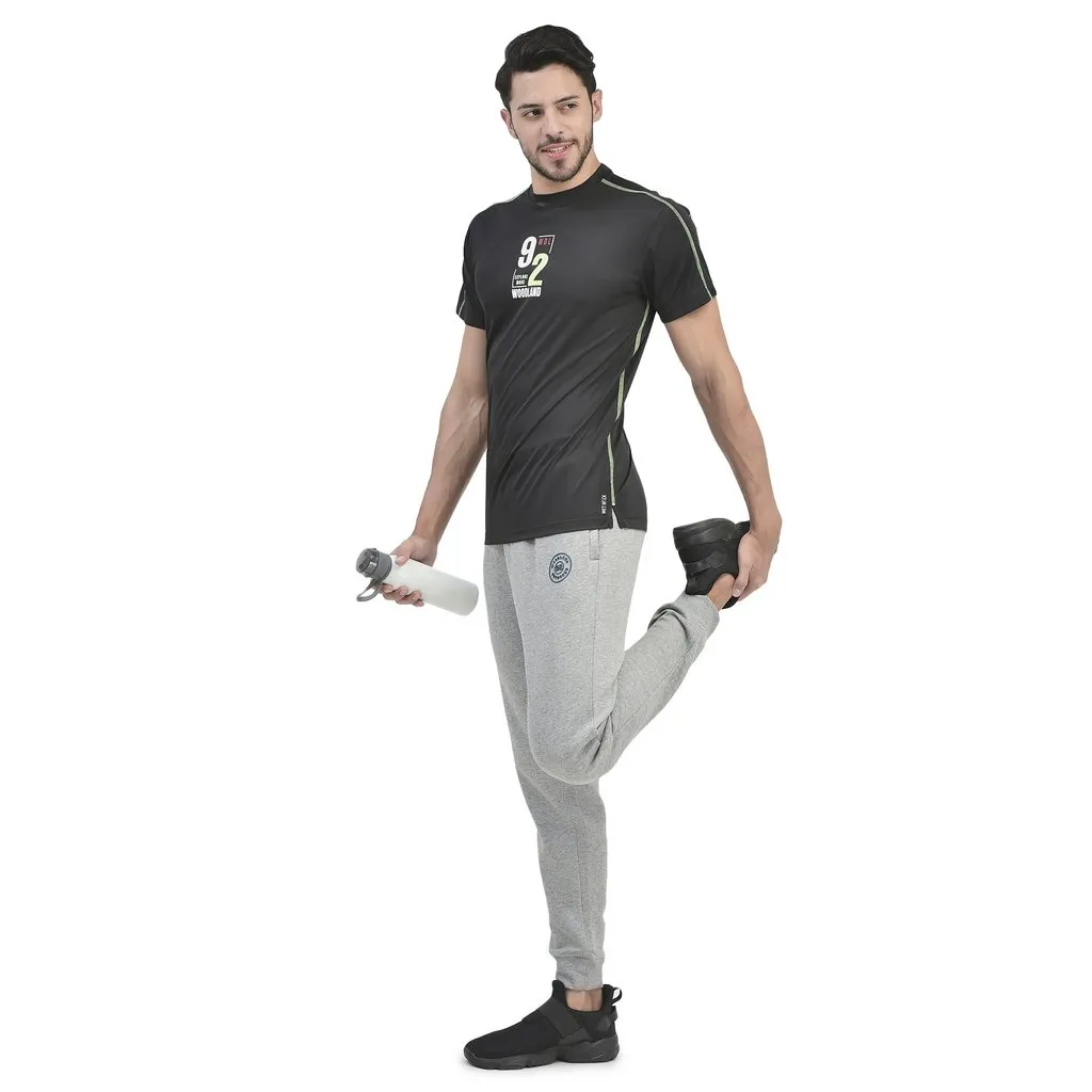 black-crew-neck-t-shirt-for-men-2