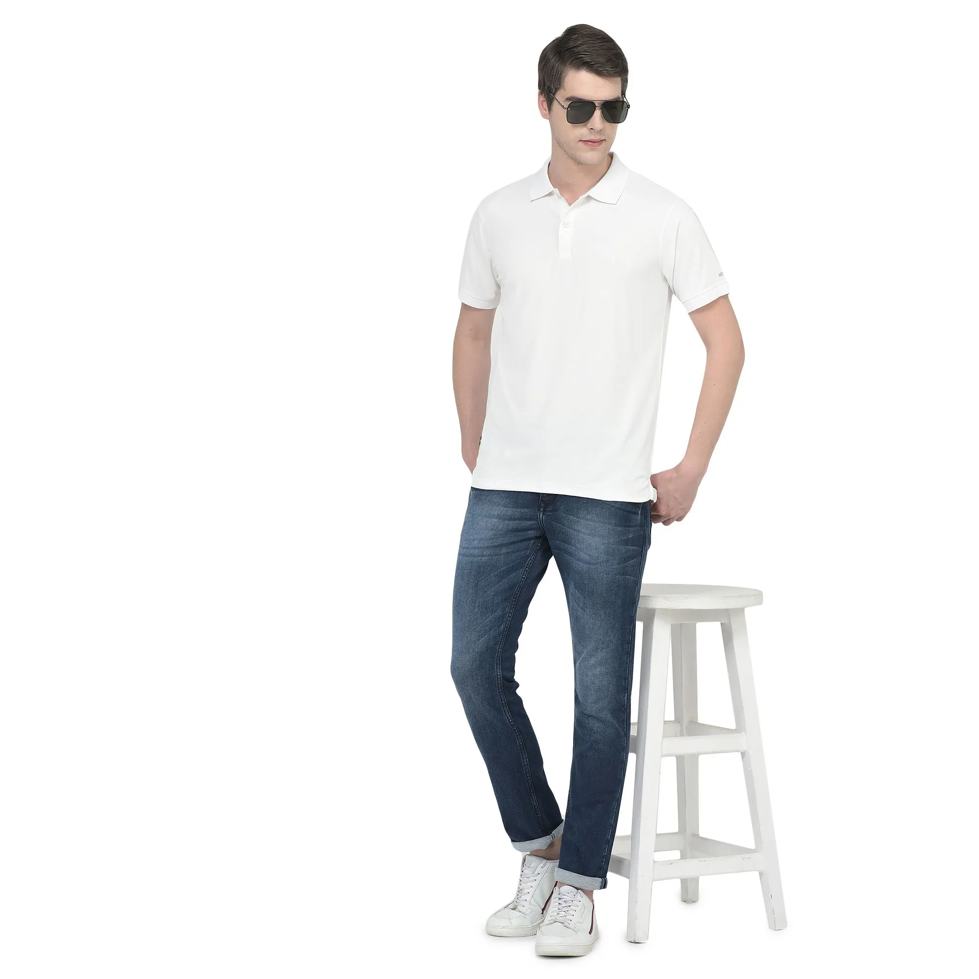 white-polo-t-shirt-for-men-4