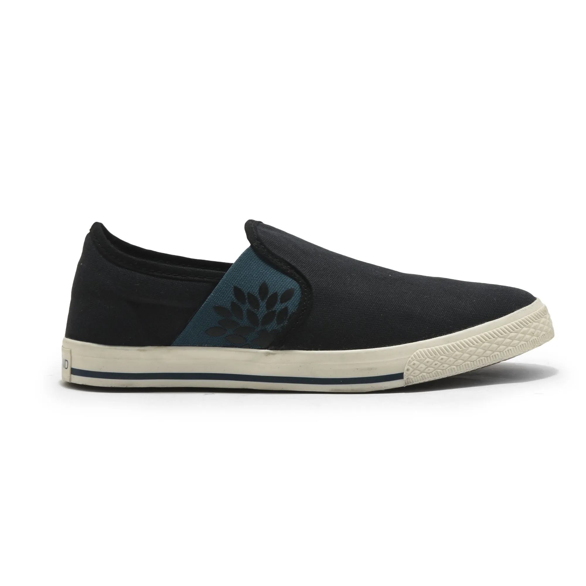 black-slip-on-canvas-shoes-for-men