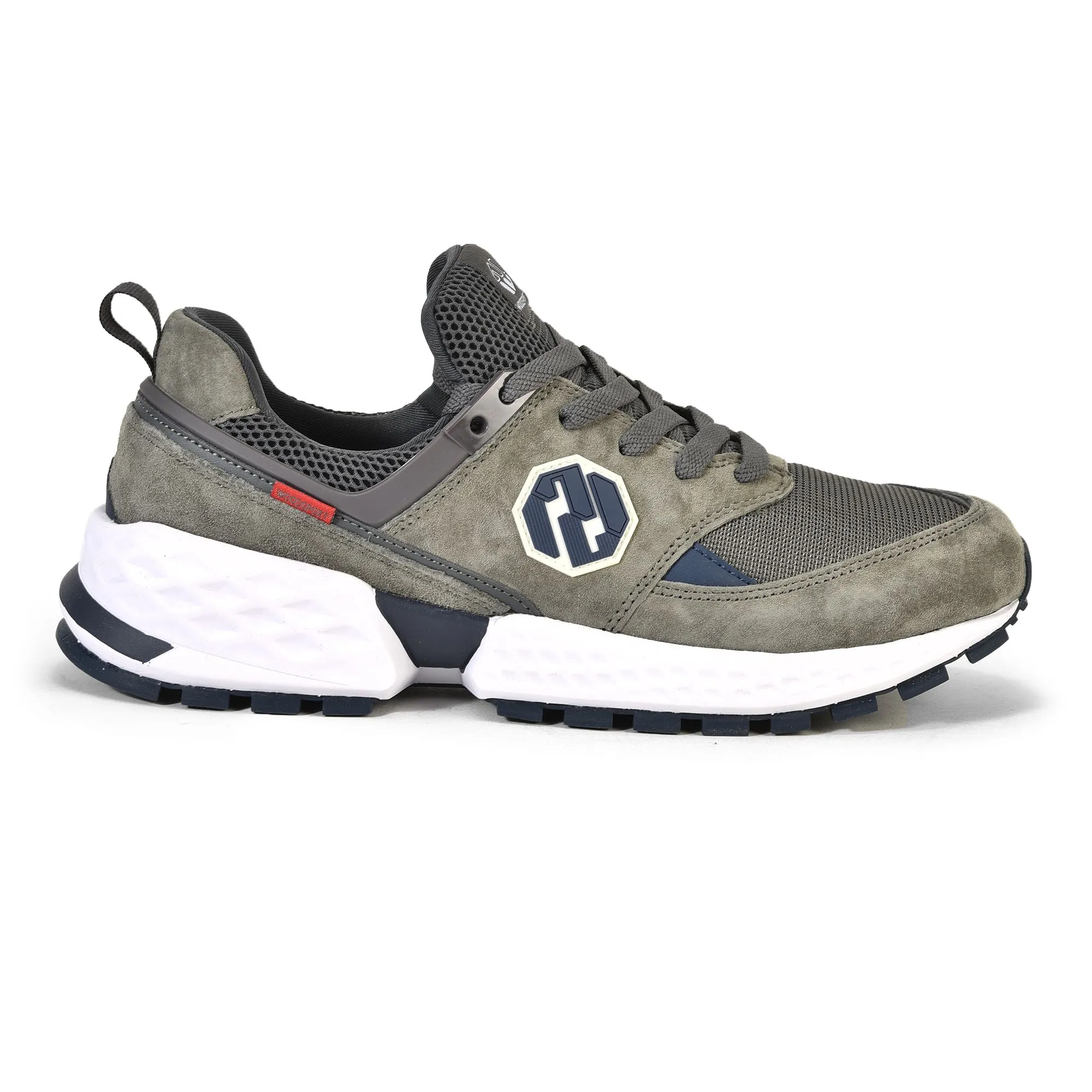 grey-sneakers-for-men-3