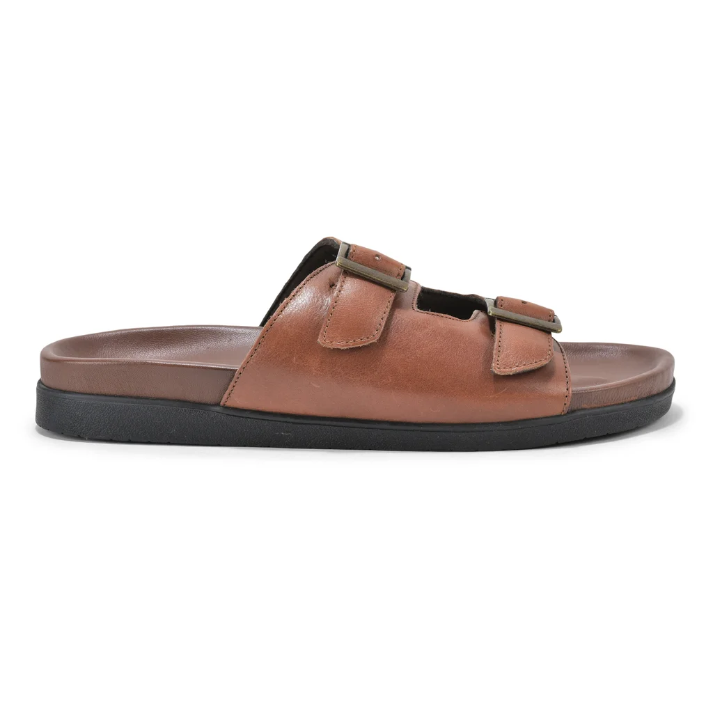 Woods Men’s Tan Buckled Slippers - Thumbnail 1