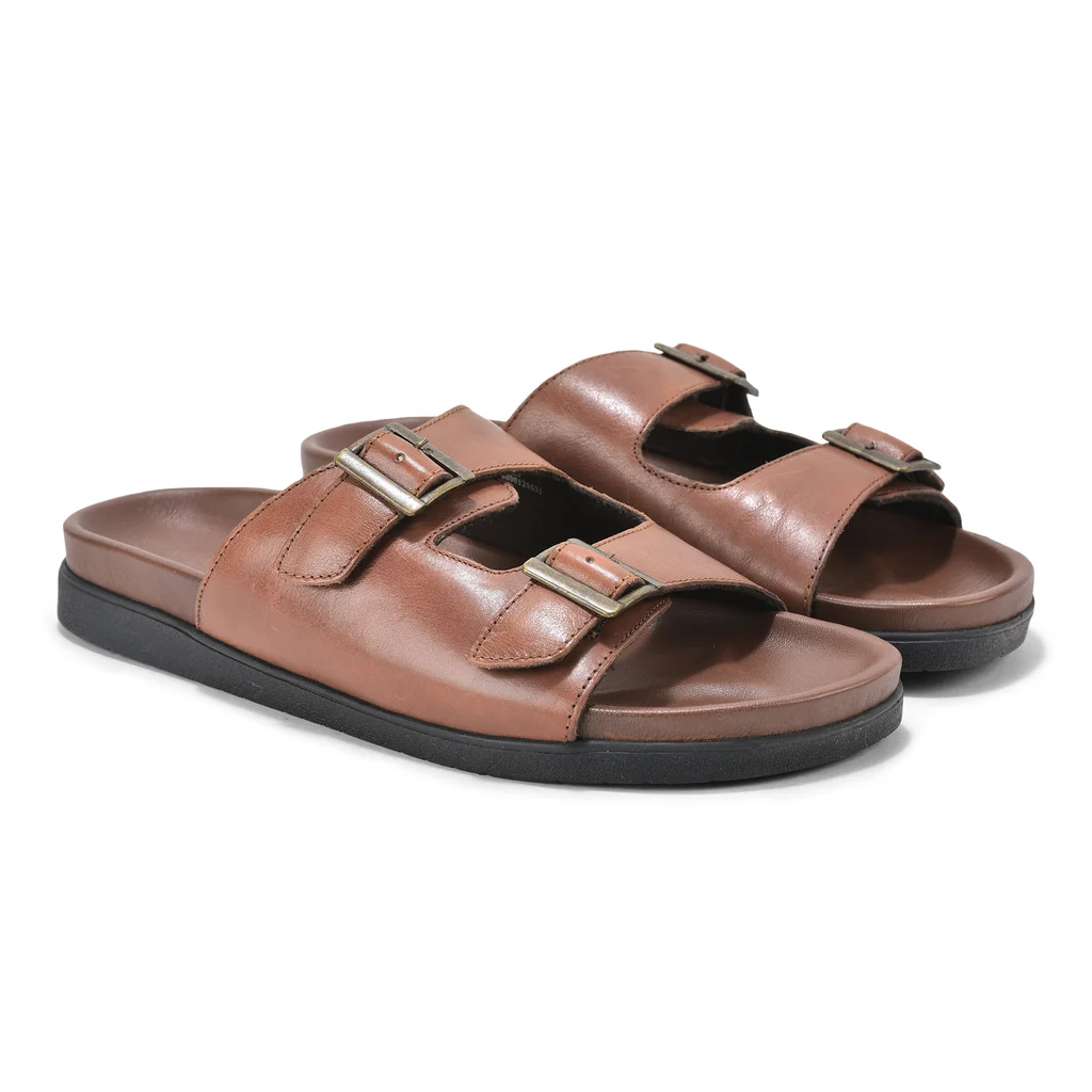 Woods Men’s Tan Buckled Slippers - Thumbnail 3