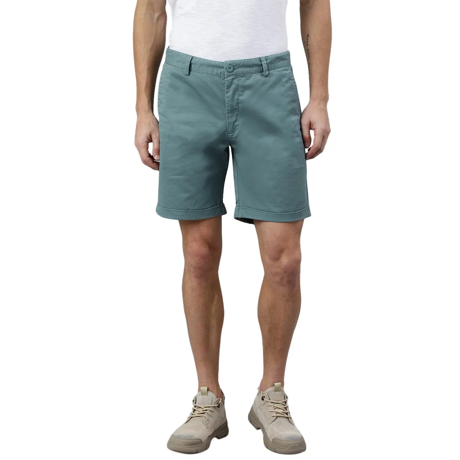 Green shorts for men - Image 1
