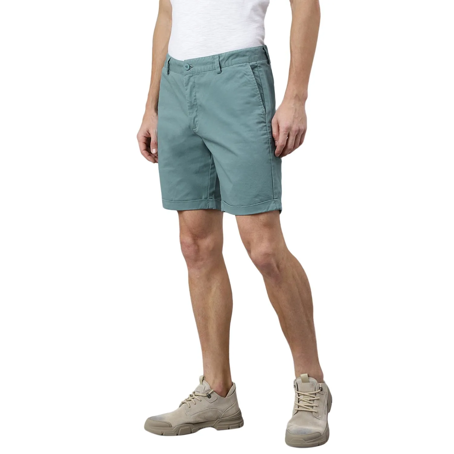 Green shorts for men - Thumbnail 2