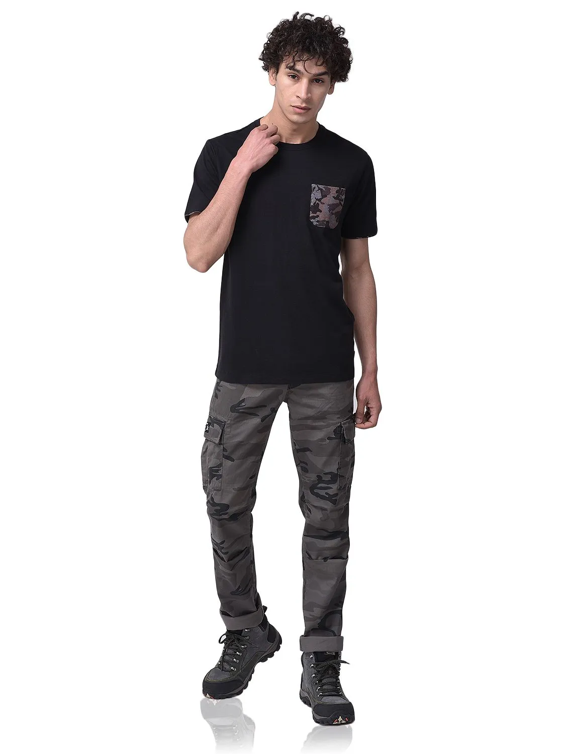 camouflage-grey-cargo-pants