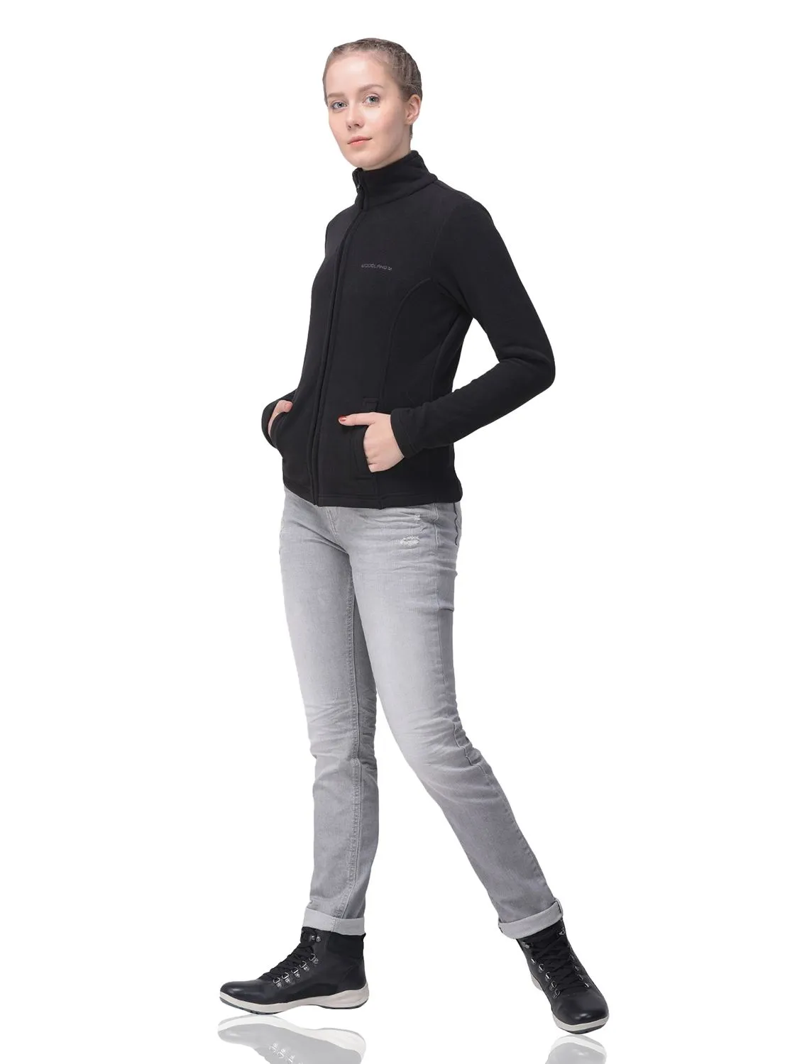 black-sweatshirt