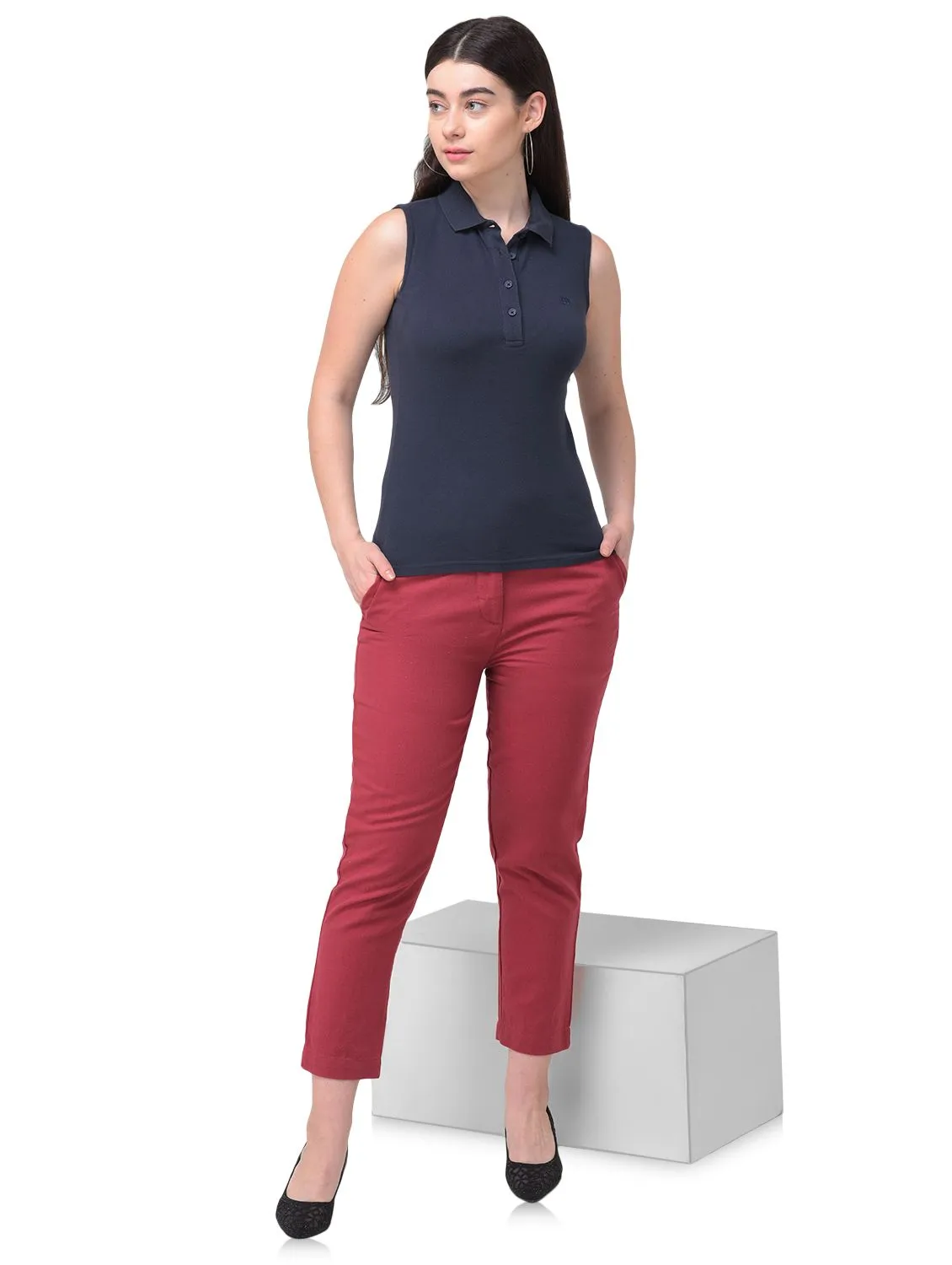 Beet red trousers for women - Thumbnail 1